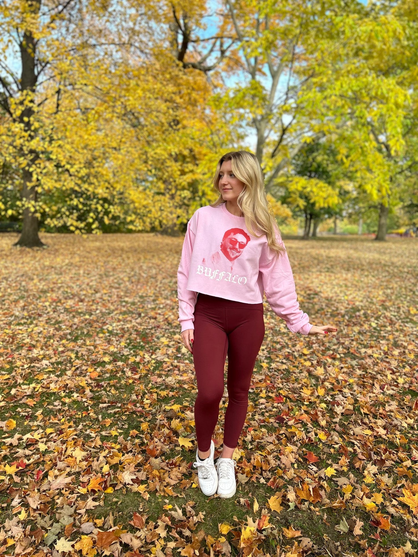 Pink 17 Screen-Printed Cropped Crewneck